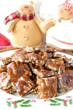 Sticky Chewy Gingerbread Toffee with Almonds