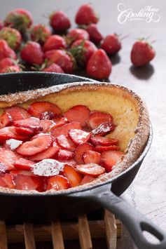 Strawberry Dutch Baby Pancake