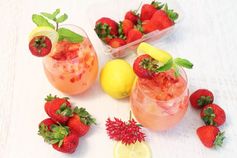 Strawberry Lemonade Cocktail