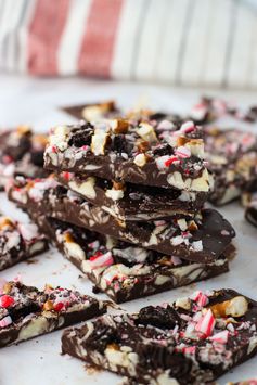 Sweet and Salty Oreo Peppermint Bark