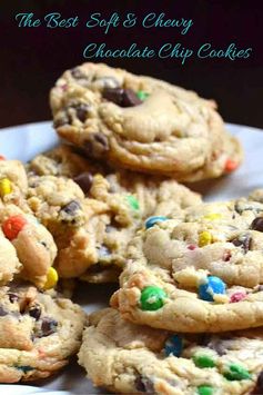 The best soft and chewy chocolate chip m&ms cookies