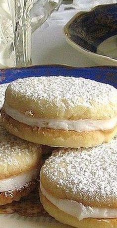 This Polish Lemon Sandwich Tea Cookie Recipe Is Perfect For Entertaining