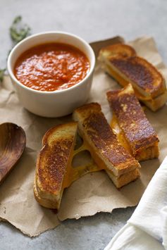 Tomato Grilled Cheese Soup