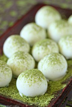 Unique and Beautiful Matcha Green Tea Truffles