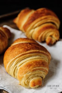 Vegan Croissants (margarine or coconut oil