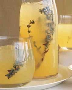 Vodka-Thyme Lemonade