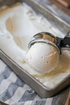 3-Ingredient No-Churn Vanilla Ice Cream