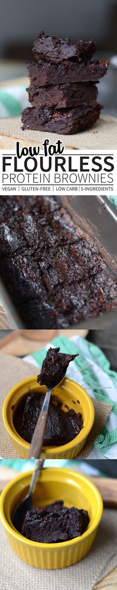 5-Ingredient Fudgy Flourless Protein Brownies