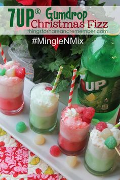 7UP® Gumdrop Christmas Fizz Recipe #MingleNMix #Ad