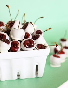 Amaretto-Soaked White Chocolate Cherries