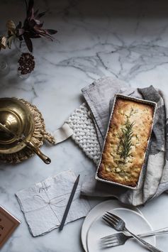 Apple & rosemary buttermilk quickbread