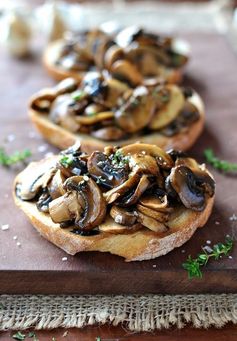 Balsamic Thyme Mushroom Bruschetta