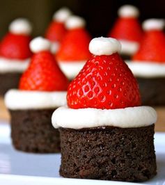 Brownie strawberry Santa hats