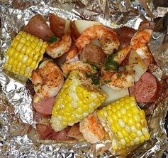 Cajun Shrimp & Sausage Hobo Pouches