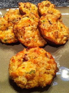 Cheddar Jalapeno Bacon Biscuits – Low Carb, Gluten Free