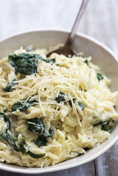 Cheesy Garlic Parmesan Spinach Orzo