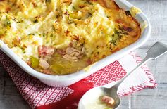 Chicken, bacon and leek cottage pie