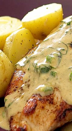 Chicken Breast with Basil Wine Sauce