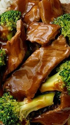 Chinese Beef and Broccoli (Extra Saucy Take Out Style