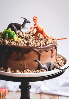 Chocolate Chips Ahoy Dinosaur Cake