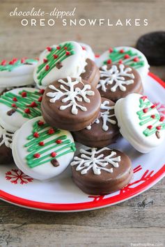 Chocolate Dipped Oreo Snowflakes