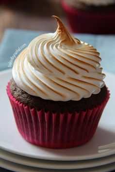 Chocolate S'more Cupcakes with Marshmallow Frosting