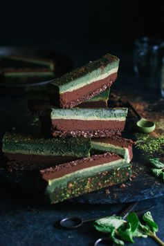 Chocolate Superfood Matcha Mint Slice