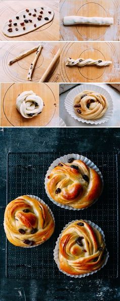 Cinnamon Raisin Buns