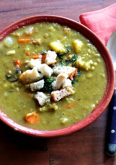 Classic Vegan Split Pea Soup