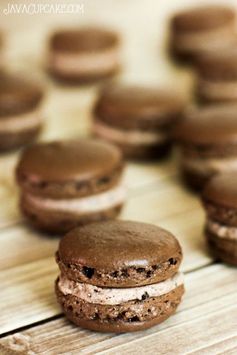 Cookies n' Cream Macarons