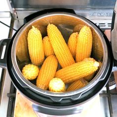 Corn on the Cob - Pressure Cooker