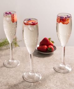 Elderflower Prosecco cocktail