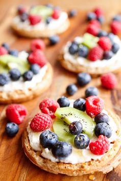 Fresh Fruit Pizza (Simple After School Snack Idea!