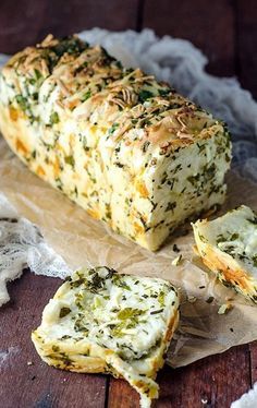 Garlic Herb and Cheese Bread