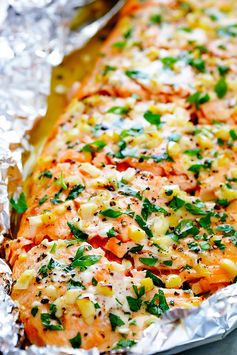 Garlic Lovers Salmon In Foil (Baked Or Grilled!