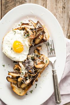 Garlic Shiitake Mushroom Breakfast Toast