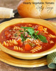 Hearty Vegetable-Tomato Rotini Soup