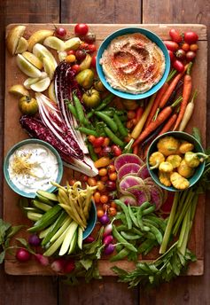 How To Assemble a Gorgeous Crudité Platter