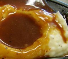 How to Make a Simple Brown Gravy