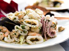 Italian Seafood Salad (Insalata di Mare