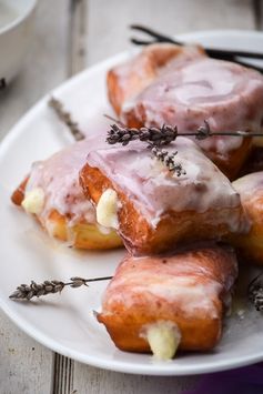 Lavender Vanilla Bean French Beignets