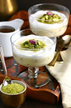 Lebanese Semolina Pudding (Layali Lubnan