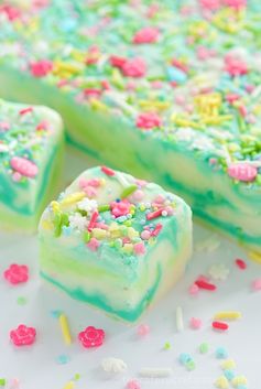 Lemon and White Chocolate Spring Fantasy Fudge