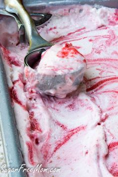 Low Carb Strawberry Cheesecake Swirl Ice Cream