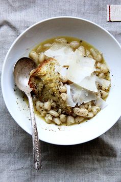 Marcella Hazan's White Beans with Garlic and Sage