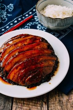 Mei Cai Kou Rou (Steamed Pork Belly w/ Preserved Mustard Greens