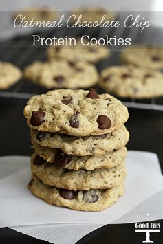 Oatmeal Chocolate Chip Protein Cookies