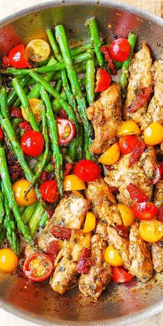 One-Pan Pesto Chicken and Veggies