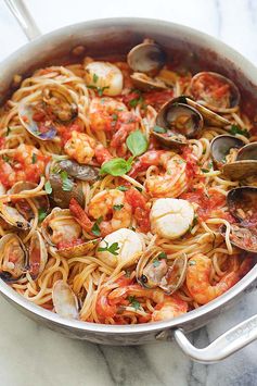 One Pot Seafood Pasta