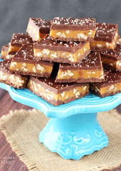 Pecan Caramel Turtle Bars